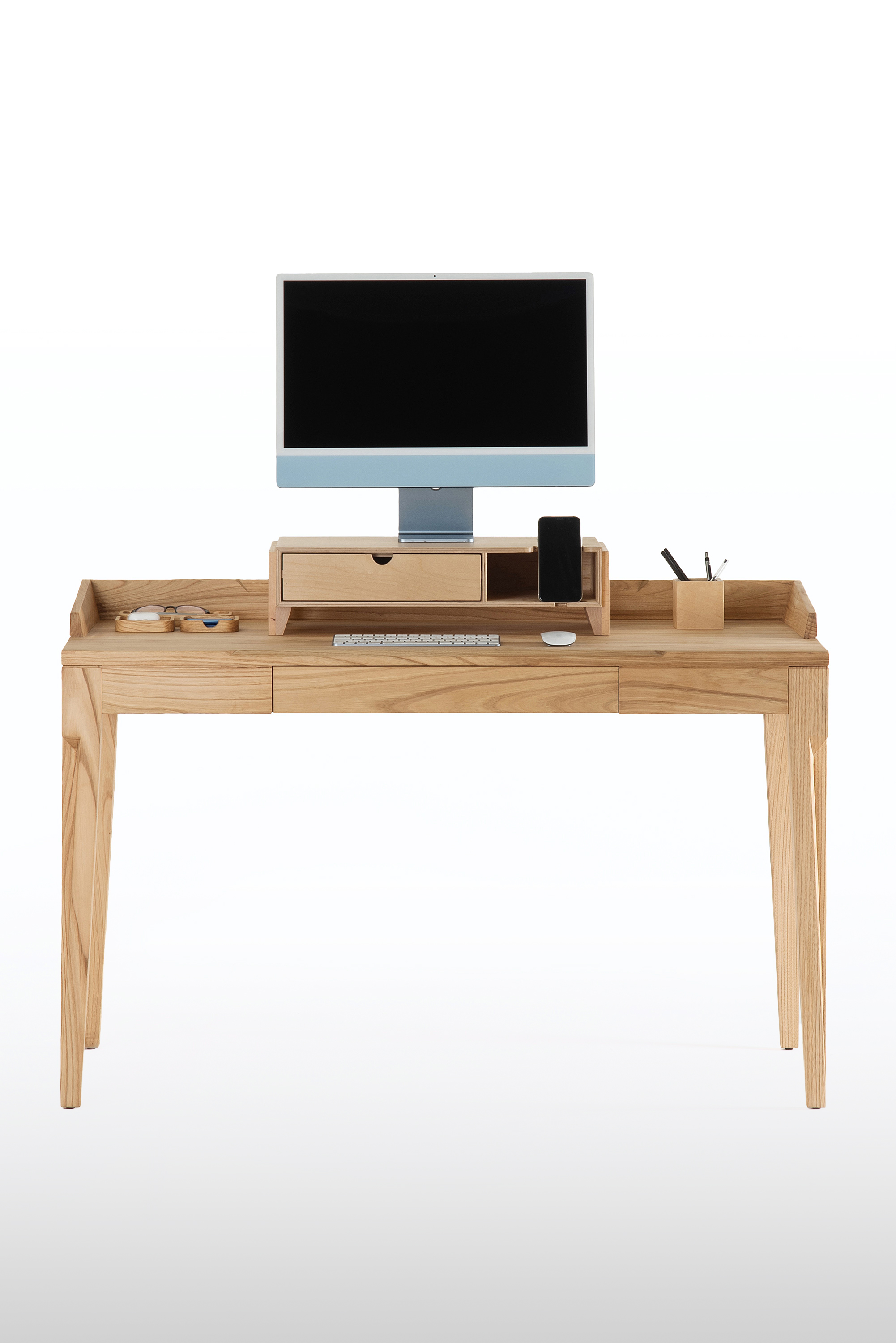 Deskora